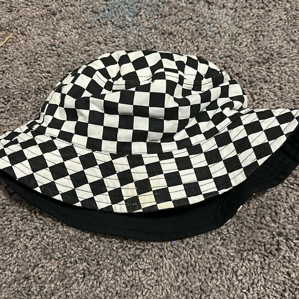 Checkered bucket hat from hot topic women's